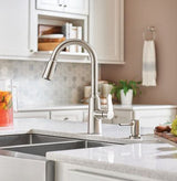 Moen Edwyn Spot Resist Stainless 1-Handle Deck Mount Pull-Down Handle/Lever Commercial/Residential Kitchen Faucet (Deck Plate Included)