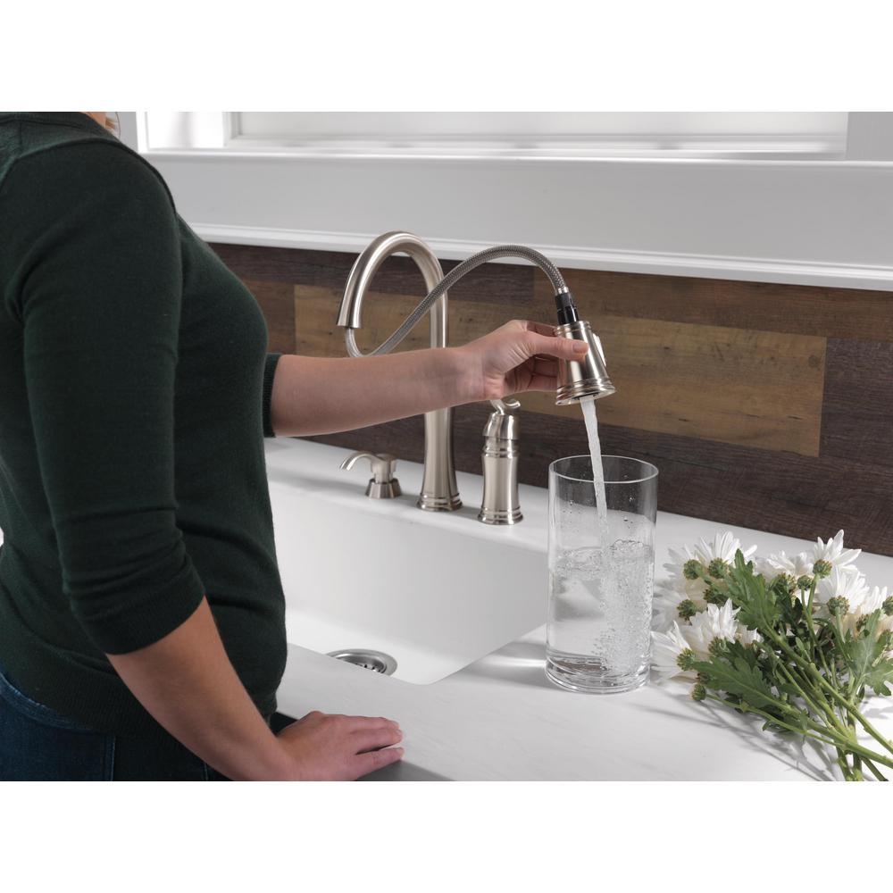 Lakeview Single-Handle Pull-Down Sprayer Kitchen Faucet with Soap Dispenser in Stainless - Super Arbor