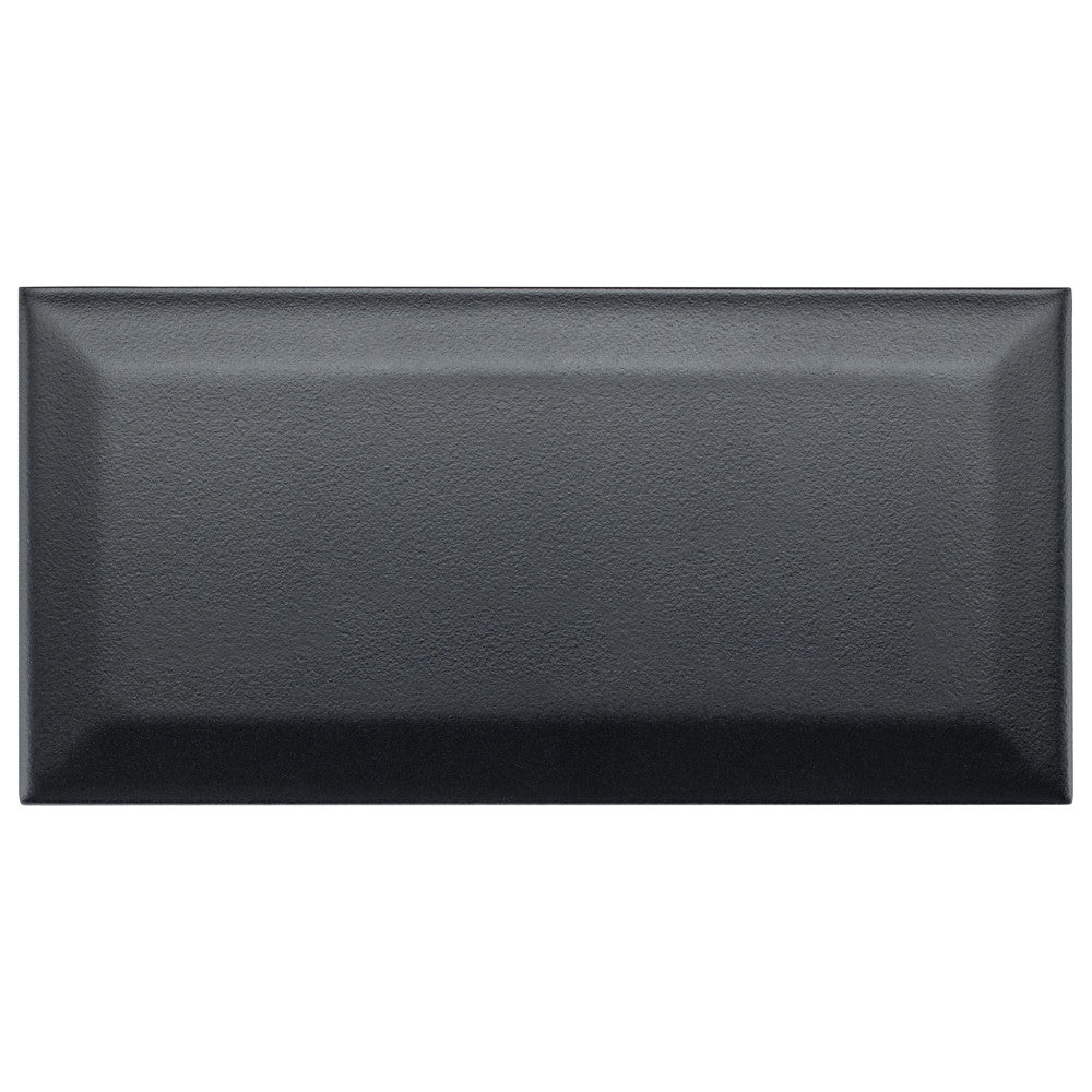 Merola Tile Crown Heights Beveled 3 in. x 6 in. Matte Black Ceramic Wall Tile (6.03 sq. ft. / Case)