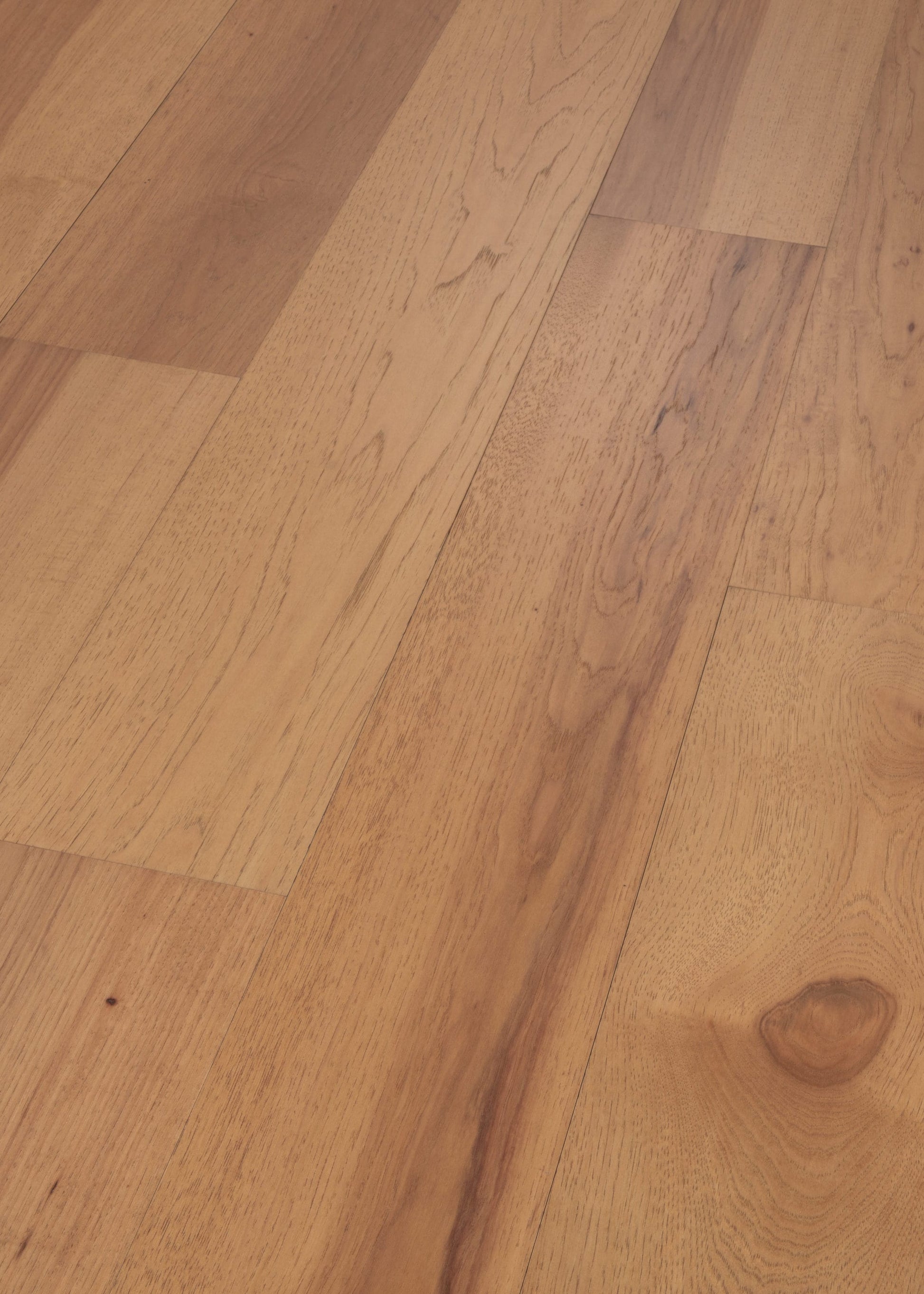 SMARTCORE Hickory Hawkeye hardwood flooring — view 9
