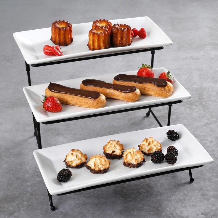 Gracious Dining 4-Piece White 3-Tier Fine Ceramic Cake Stand with Metal Rack