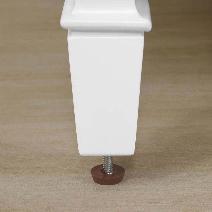Aiken 42 in. W x 22 in. D Bath Vanity in White with Cultured Marble Vanity Top in White with white Basin