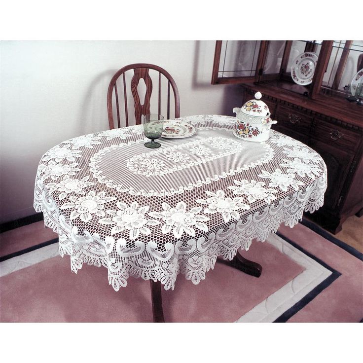 Rose Oval Off-White Polyester Tablecloth