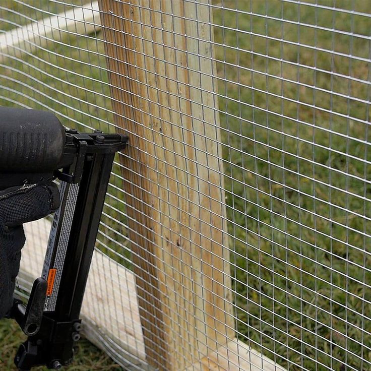 Everbilt Galvanized Steel 1/2 in. Mesh 2 ft. x 25 ft. 19-Gauge Hardware Cloth