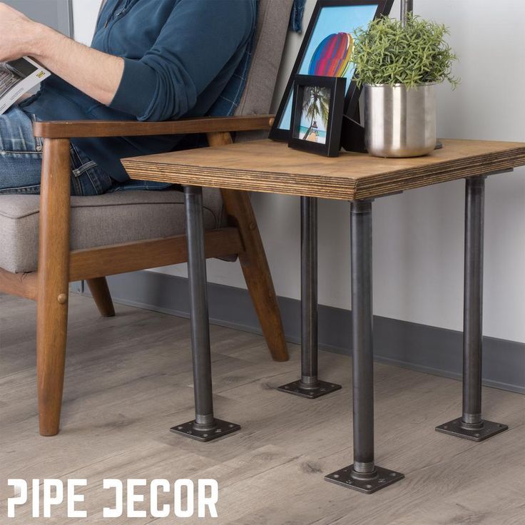 3/4 in. x 1.5 ft. L Black Steel Pipe Square Flange Table Leg Kit (Set of 4)