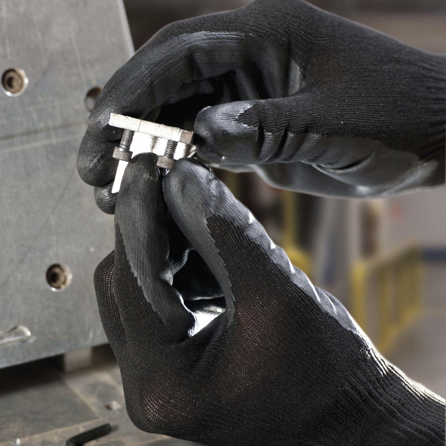 KLEENGUARD G40 XS Black Coated Gloves - ANSI Abrasion Level 3