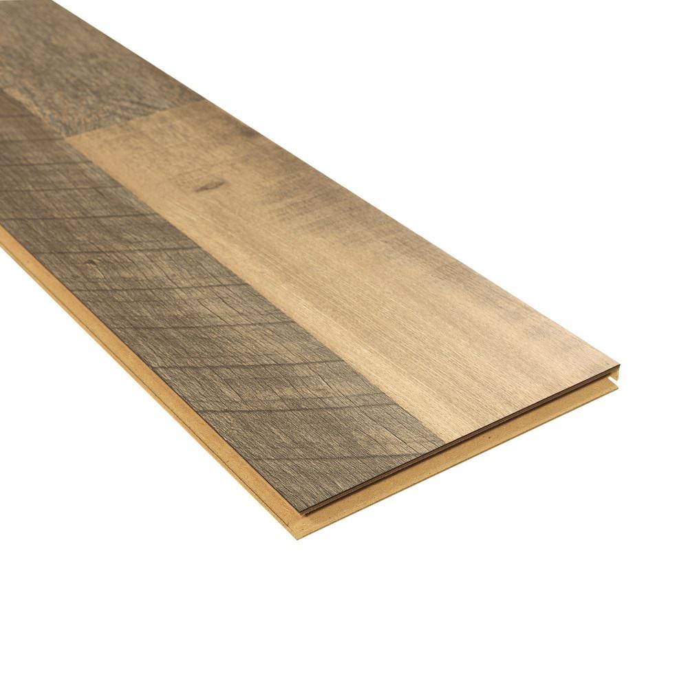 Pergo Outlast+ Waterproof Natural Rebel Oak 10 mm T x 7.48 in. W x 54.33 in. L Laminate Flooring (16.93 sq. ft. / case)