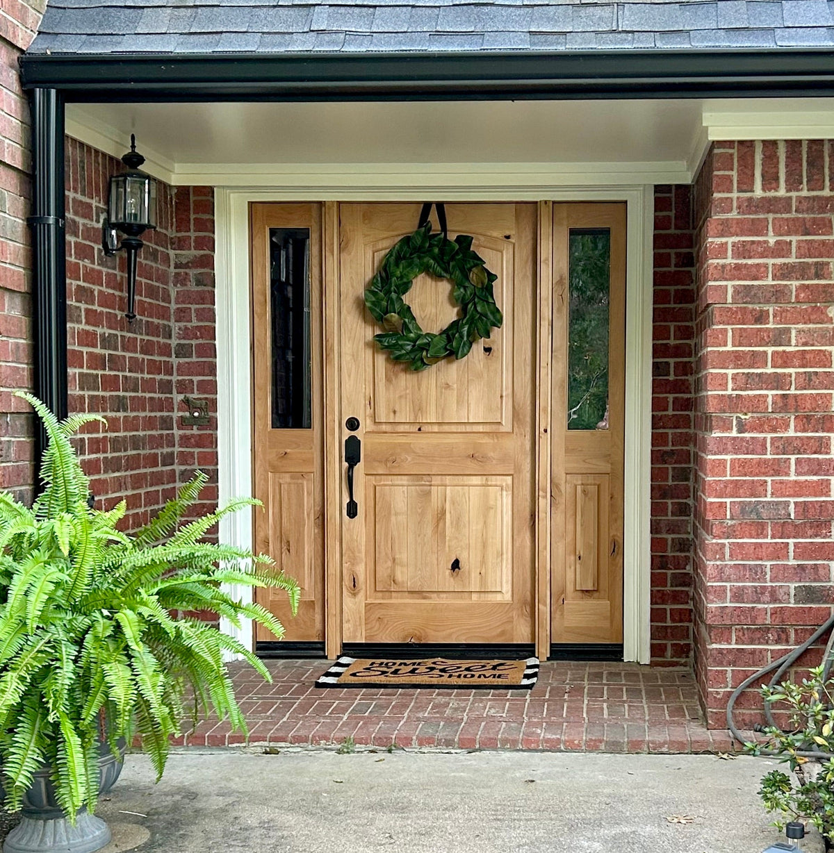 Krosswood Doors 30 in. x 96 in. Rustic Knotty Alder Top Rail Arch Left-Hand Inswing Unfinished Wood Prehung Front Door