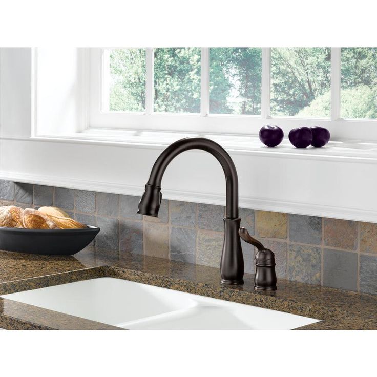 Delta Leland Venetian Bronze 1-Handle Deck-Mount Pull-Down Handle Kitchen Faucet