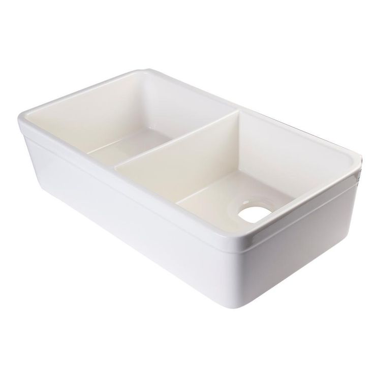 Decorative Lip Farmhouse Apron Fireclay 32 in. Double Basin Kitchen Sink in White