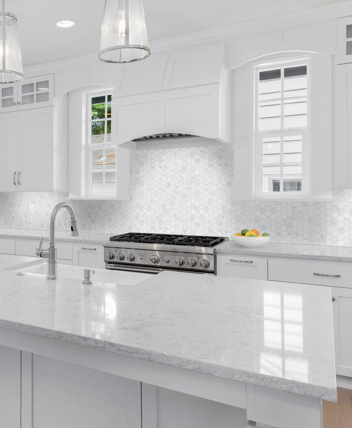Satori Regent Carrara 12-in x 12-in Matte Porcelain Marble Look Hexagon Mosaic Floor and Wall Tile (0.93-sq. ft/ Piece)