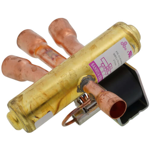 Rheem 61-102498-04 valve - detail view (Voltage: 24V; Product Type: Valve)