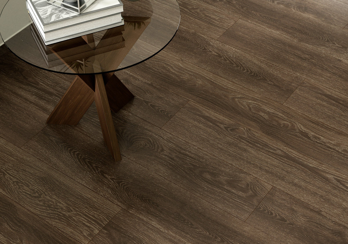 Project Source Woodfin Oak 7.59-in W x 4.23-ft L Embossed Wood Plank Laminate Flooring