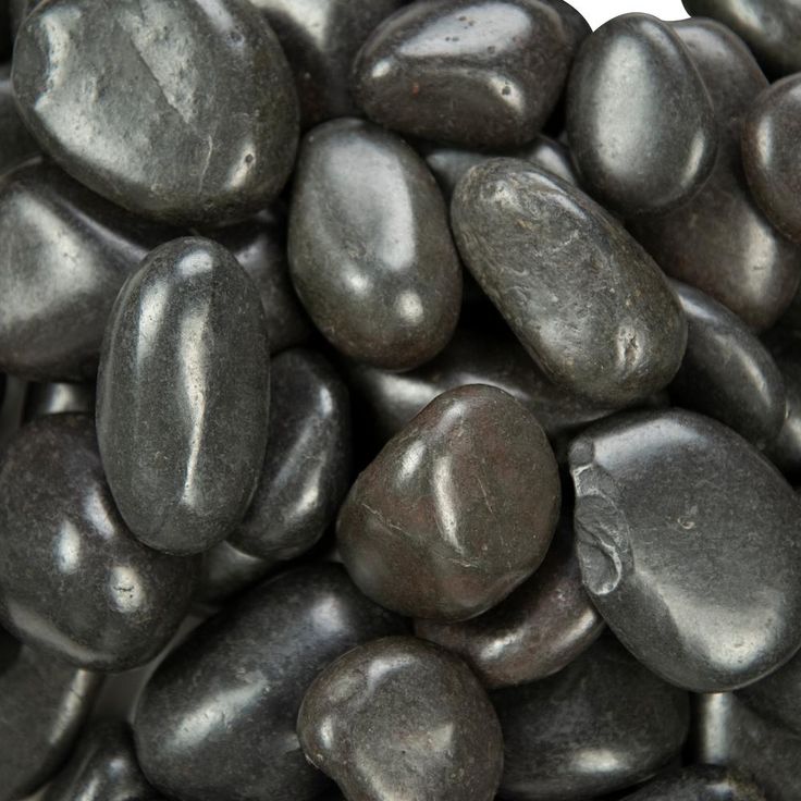 MSI Black Polished 0.5 cu. ft . 0.75 to 1.25 in. Pebbles. 40 lb. Bag (55 Bags / Pallet)