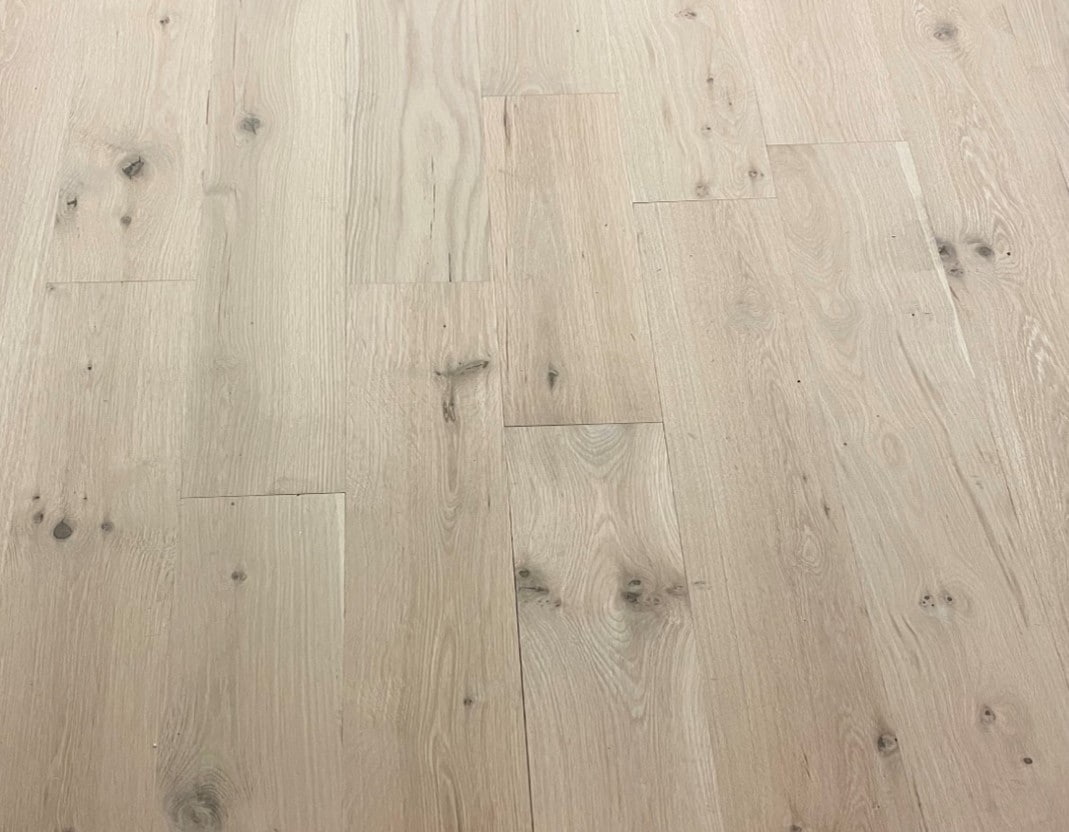 allen + roth White oak Unfinished Character hardwood flooring — primary plank view