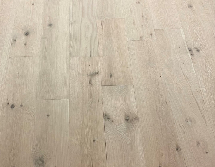 allen + roth White oak Unfinished Character hardwood flooring — primary plank view