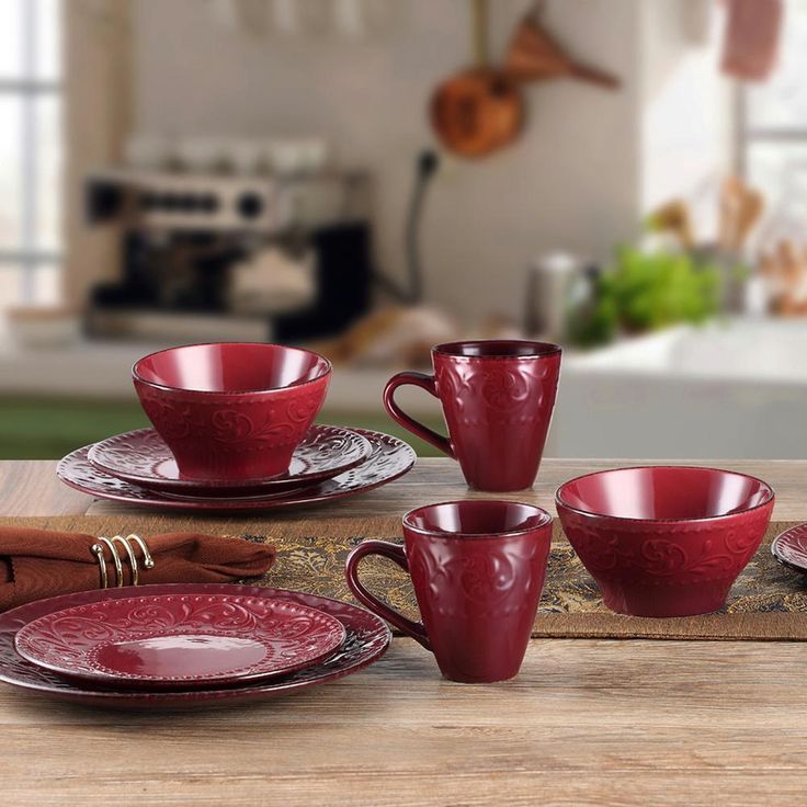 16-Piece Lorren Home Stoneware Scroll Dinnerware Set-Merlot