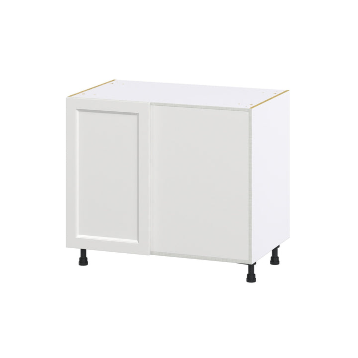Hugo&Borg Riviera 39-in W x 34.5-in H x 24-in D Bright White Blind Corner Base Fully Assembled Cabinet (Recessed Panel Shaker Style)