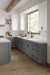 Diamond Express Jamestown 33-in W x 34.5-in H x 24-in D Moonstone Gray 1-Drawer Base Fully Assembled Plywood Cabinet (Recessed Panel Square Style)