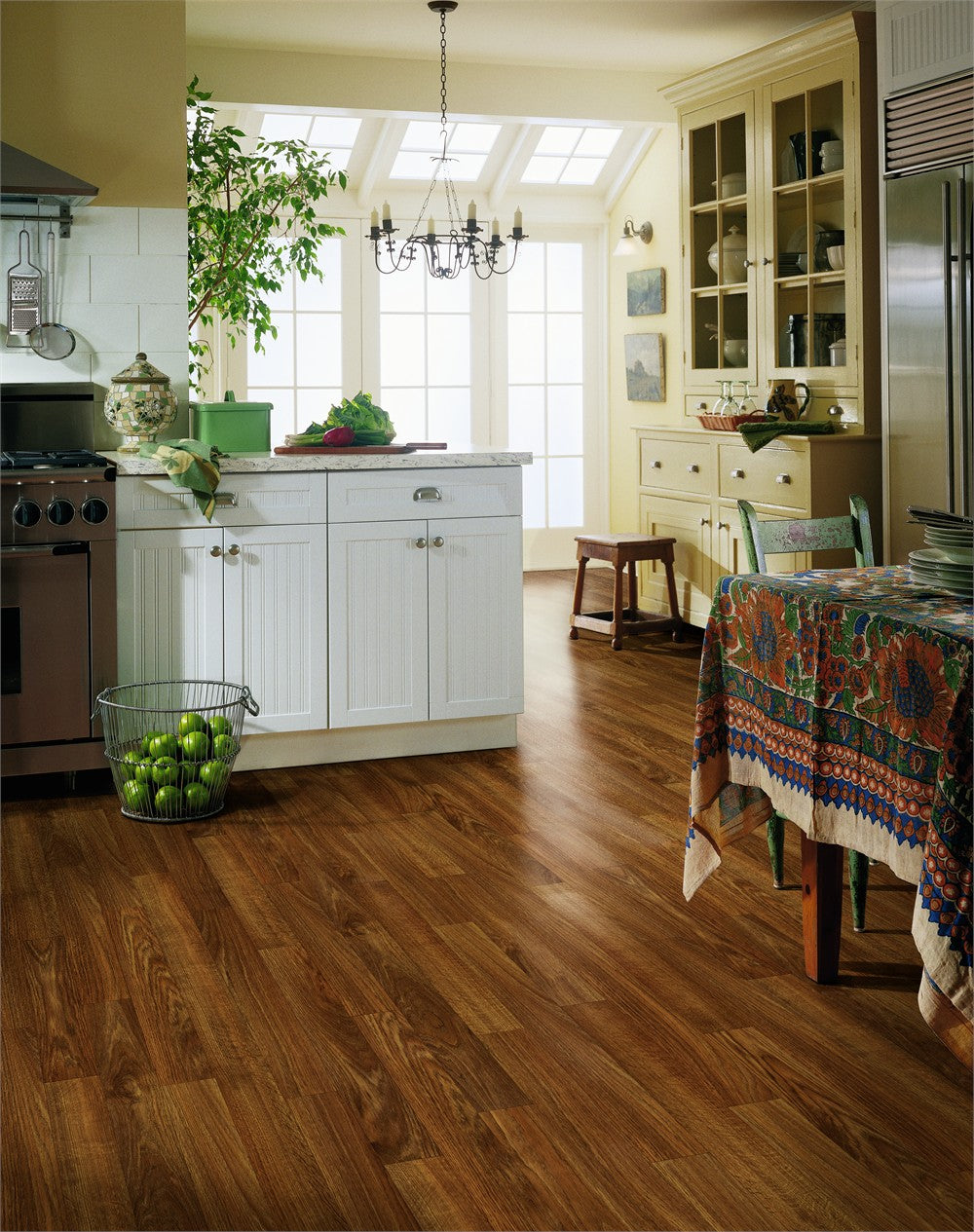 Armstrong Flooring Pickwick Landing I 12-ft W Cut-to-Length Bear Path Oak Dark Brown Wood Look Low-Gloss Finish Sheet Vinyl
