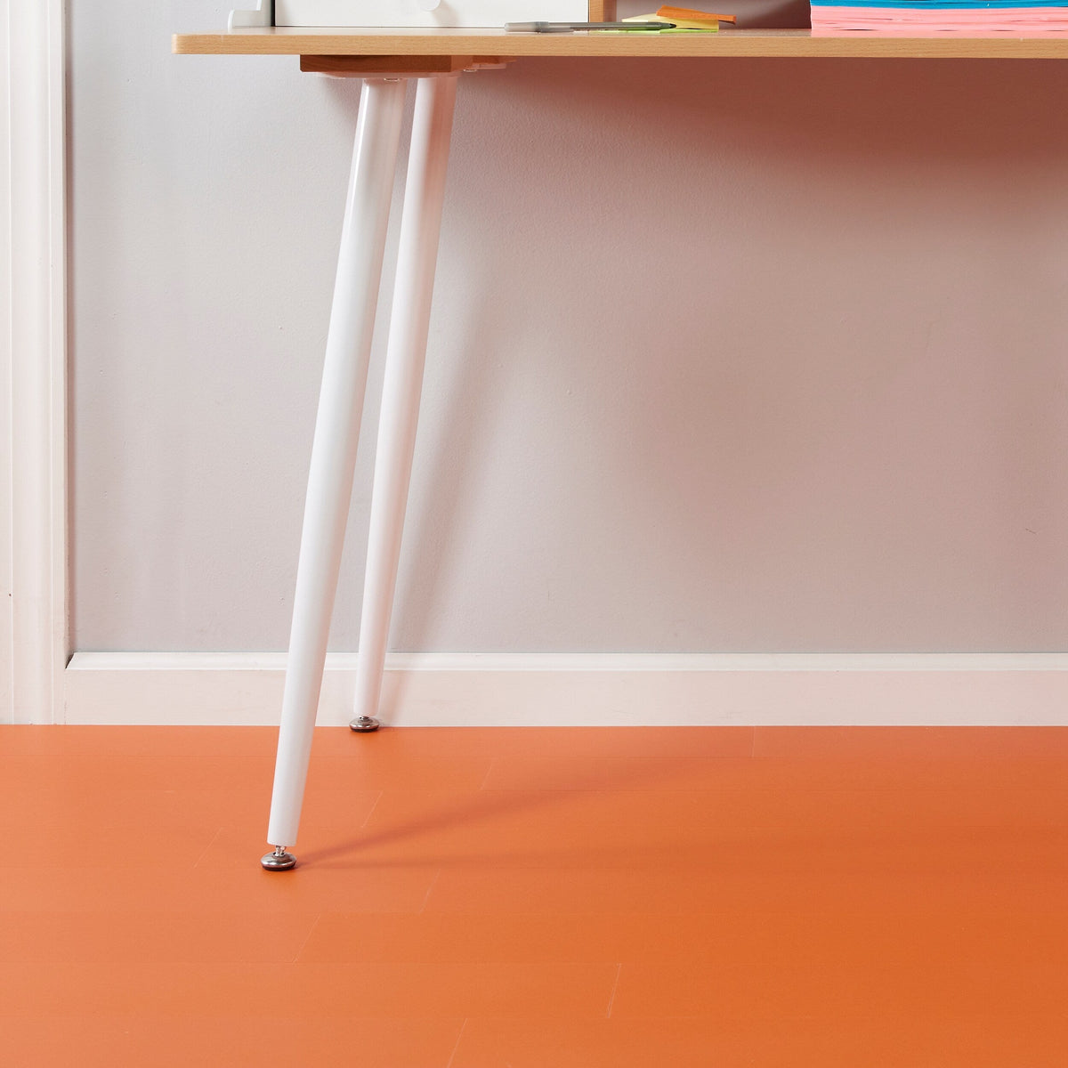 Lucida USA MonoCore Creamsicle Orange 22-mil x 5-4/5-in W x 36-in L Waterproof Interlocking Luxury Vinyl Plank Flooring (13-sq ft/ Carton)