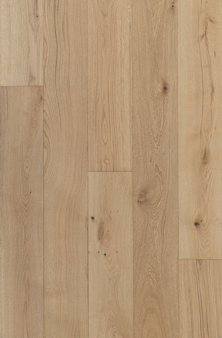 Villa Barcelona White oak Goya hardwood flooring — primary plank view