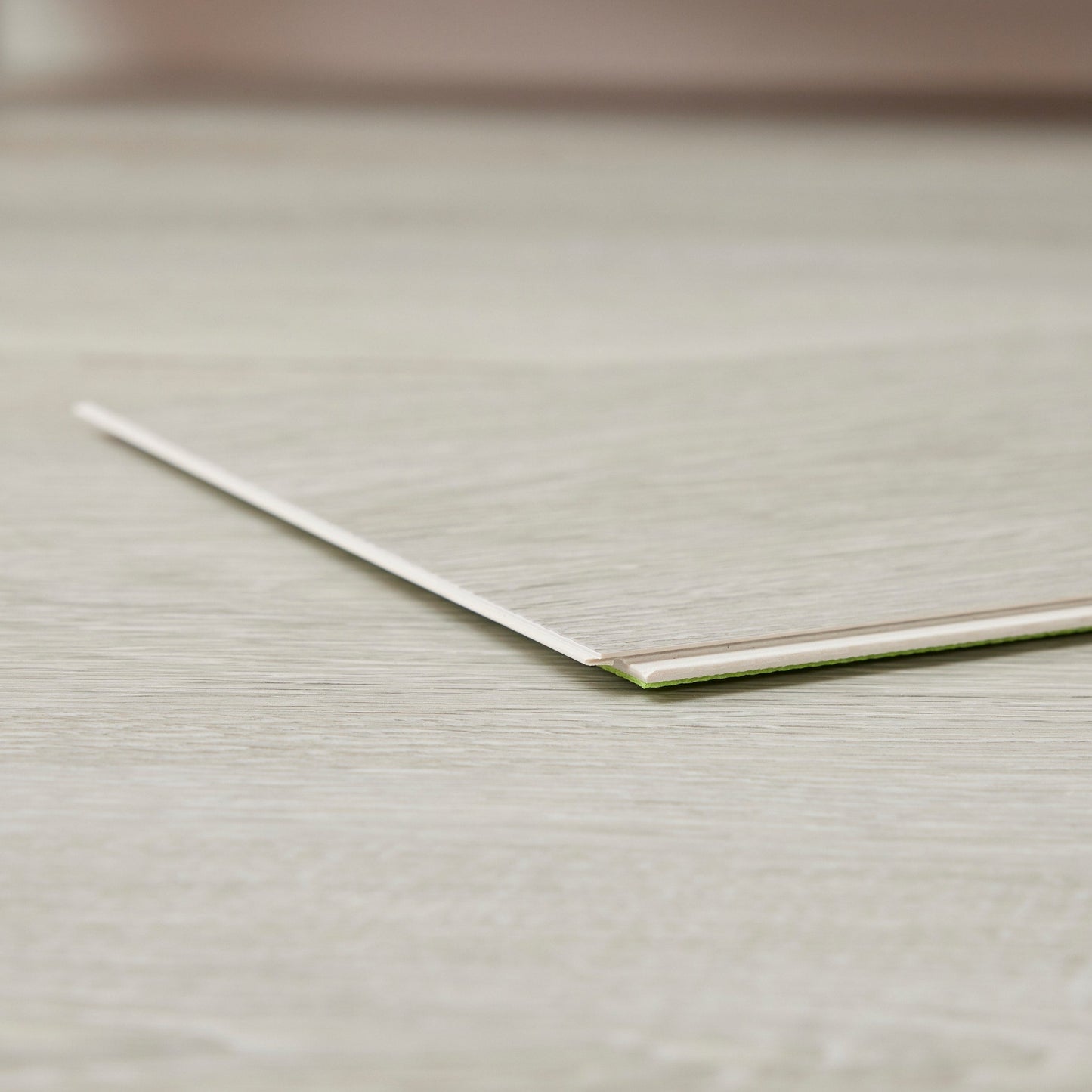 Lucida USA Trucore Greywolf 7-3/32-in W x 4-4/5-mm T Waterproof Interlocking Luxury Vinyl Plank Flooring (24.5-sq ft Carton)