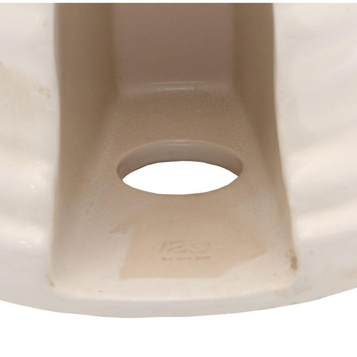 Elizabethan Classics Aberdeen Pedestal Only in Bisque