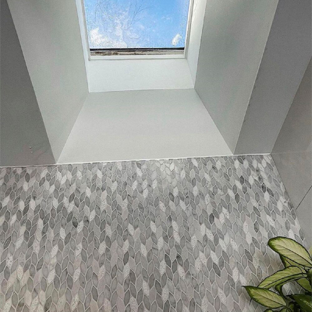 Apollo Tile Sparta White 12-in x 12-in Polished Natural Stone Marble Random Patterned Floor and Wall Tile (4.92-sq. ft/ Carton)