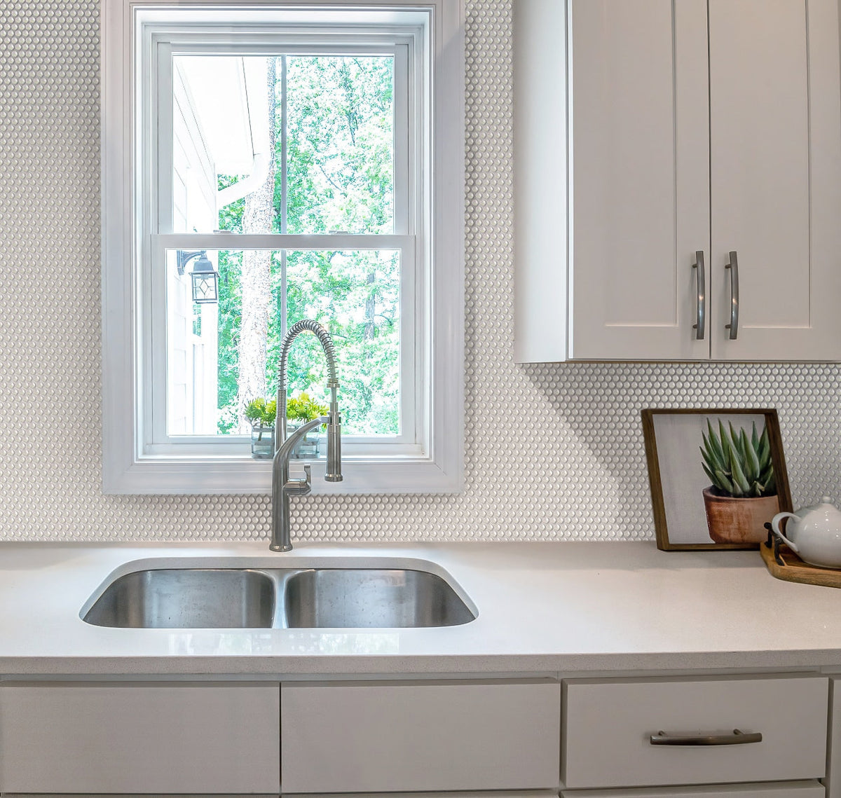 Apollo Tile White 12-in x 13-in Polished Recycled Glass Honeycomb Patterned Wall Tile (11.1-sq. ft/ Carton)