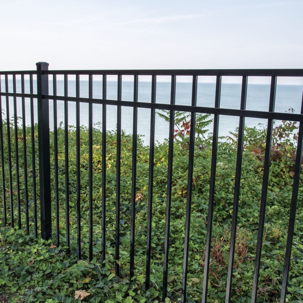 Freedom New Haven 5-ft H Black Aluminum Spaced Picket Flat-top Decorative Fence Gate