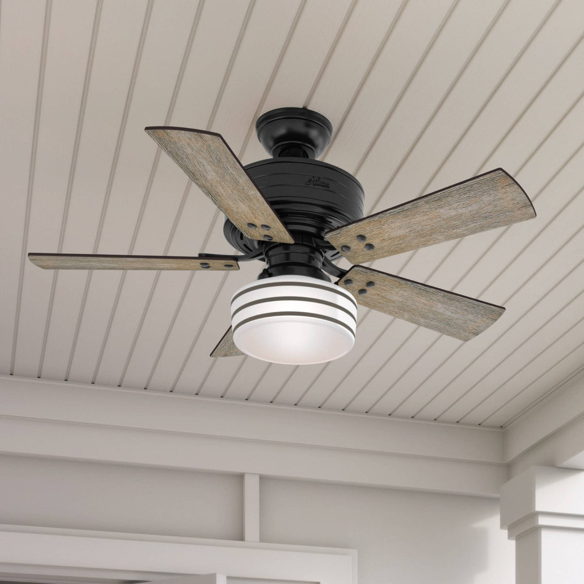 Hunter Cedar Key 44-in Matte Black LED Indoor/Outdoor Ceiling Fan with Remote (5-Blade)