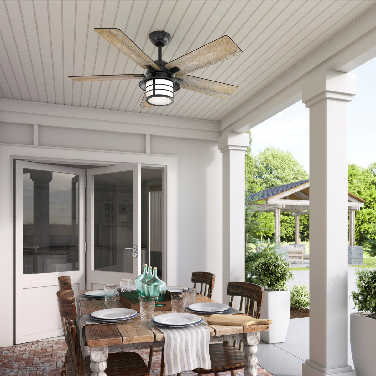 Hunter Lantern Bay 54-in Matte Black LED Indoor/Outdoor Ceiling Fan with Remote (5-Blade)