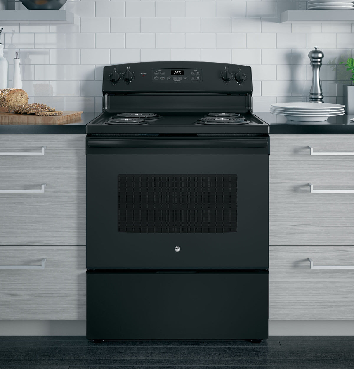 GE 30-in 4 Elements 5.0-cu ft Self-Cleaning Freestanding Electric Range (Black)