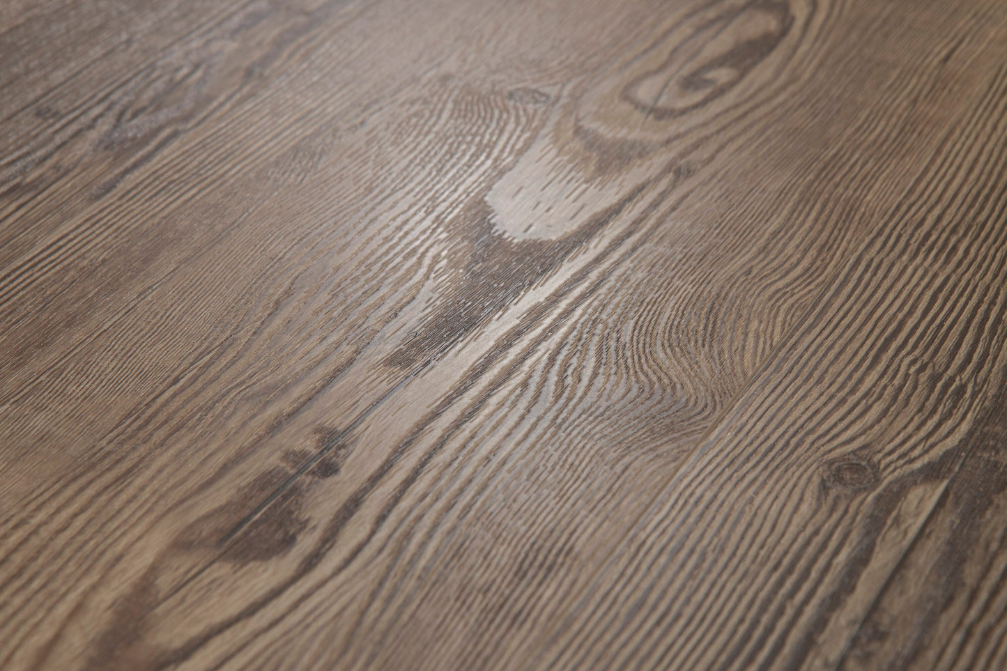 CALI Longboards Vinyl Pro Point Break Pine 9-in W x 70.87-in L x 8-mm Thick Waterproof Interlocking Luxury Vinyl Plank Flooring (26.62-sq ft Carton)