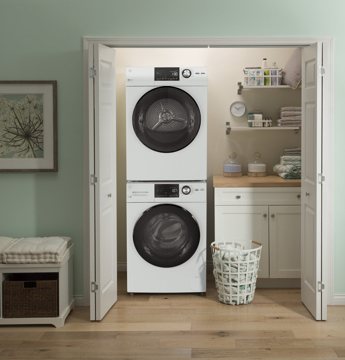 GE 4.3-cu ft Stackable Vented Electric Dryer, White