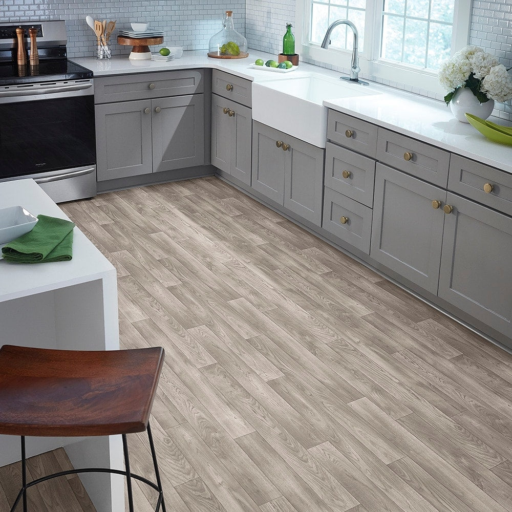Style Selections Willow Lake Oak Wood Look 12‑ft W Cut‑to‑Length Low‑Gloss Sheet Vinyl Flooring, 9.84‑mil Wear Layer
