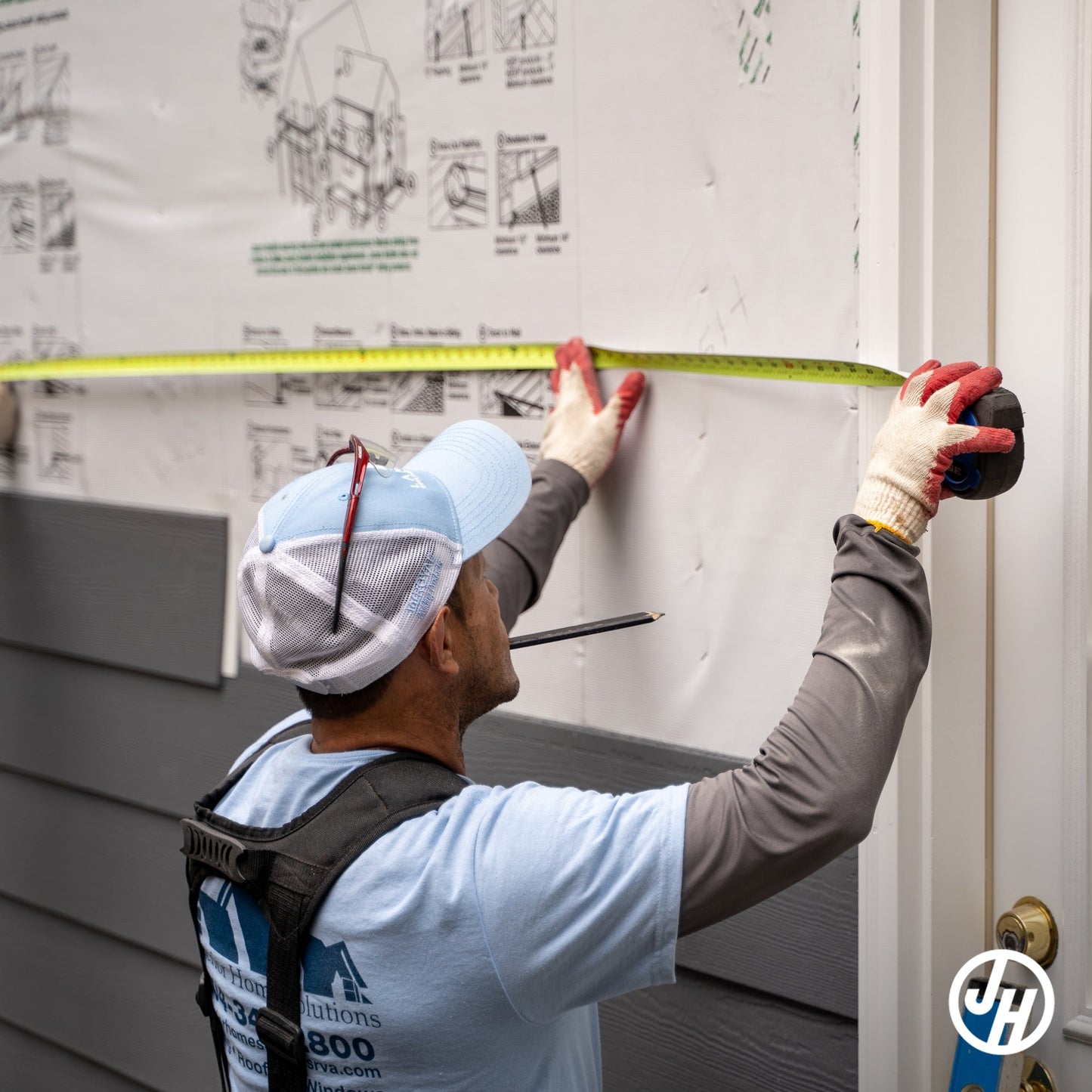 James Hardie 5/16 in. x 4 ft. x 8 ft. HardiePanel Stucco Vertical Siding, HZ10, Primed