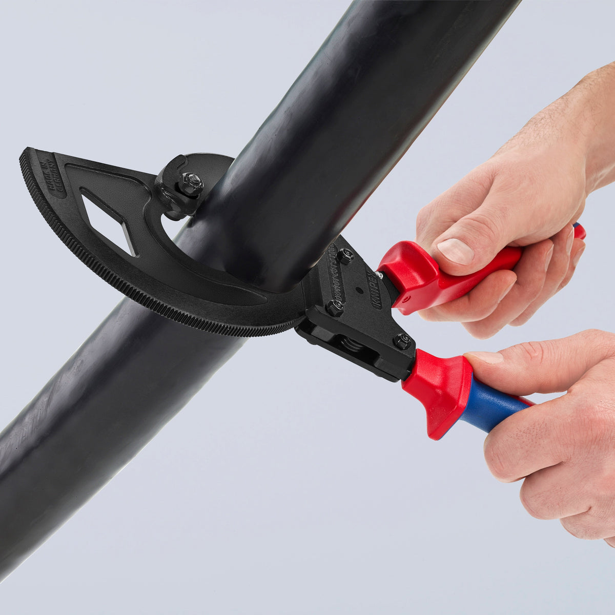 KNIPEX 12.5-in Cutting Pliers, 95 32 320 Ratcheting Cable Cutter