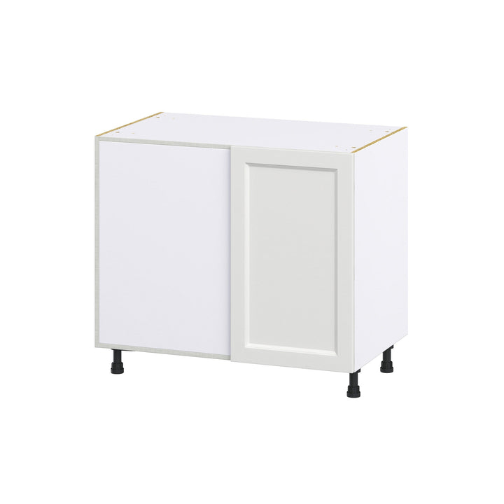 Hugo&Borg Riviera 39-in W x 34.5-in H x 24-in D Bright White Blind Corner Base Fully Assembled Cabinet (Recessed Panel Shaker Style)