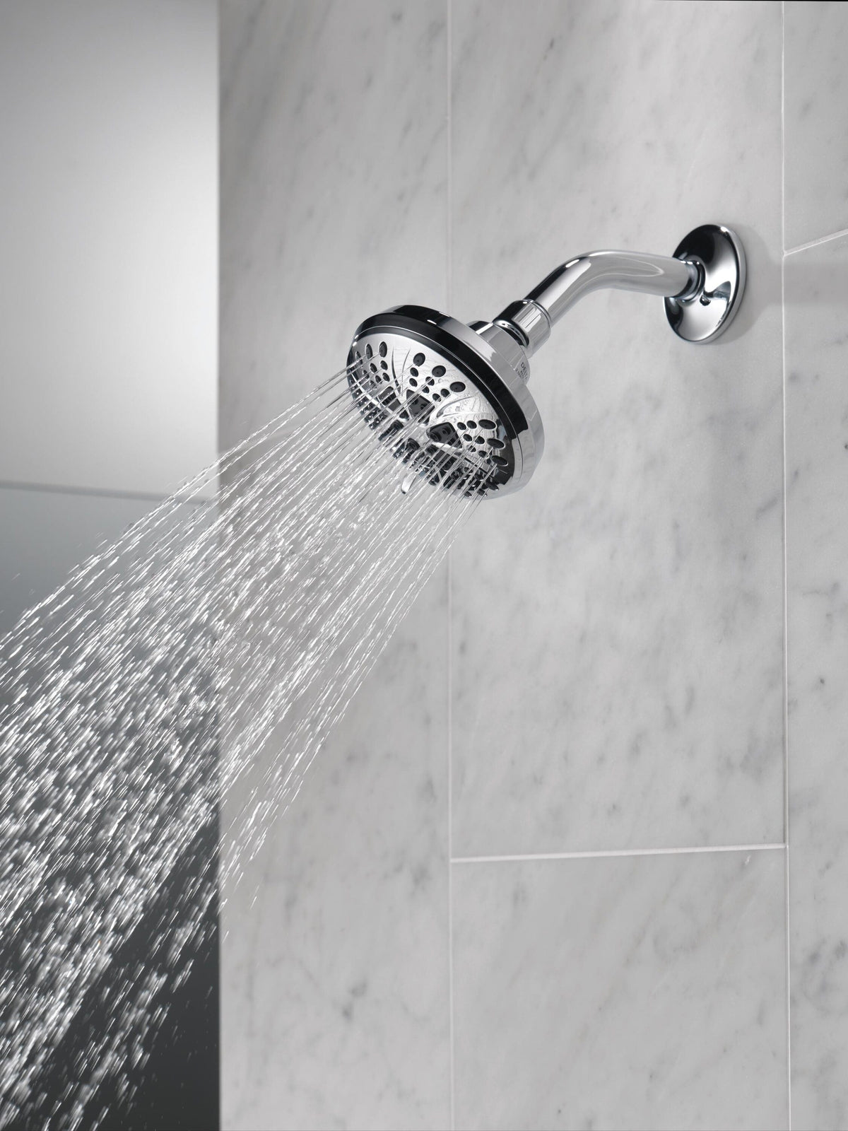 Delta Universal Showering Components Chrome 6-Spray Shower Head, 2.5 GPM (9.5 LPM), 4.38-in Round