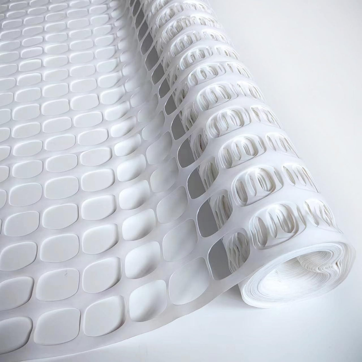 BOEN 50-ft H x 4-ft L Temporary Plastic Snow Fence