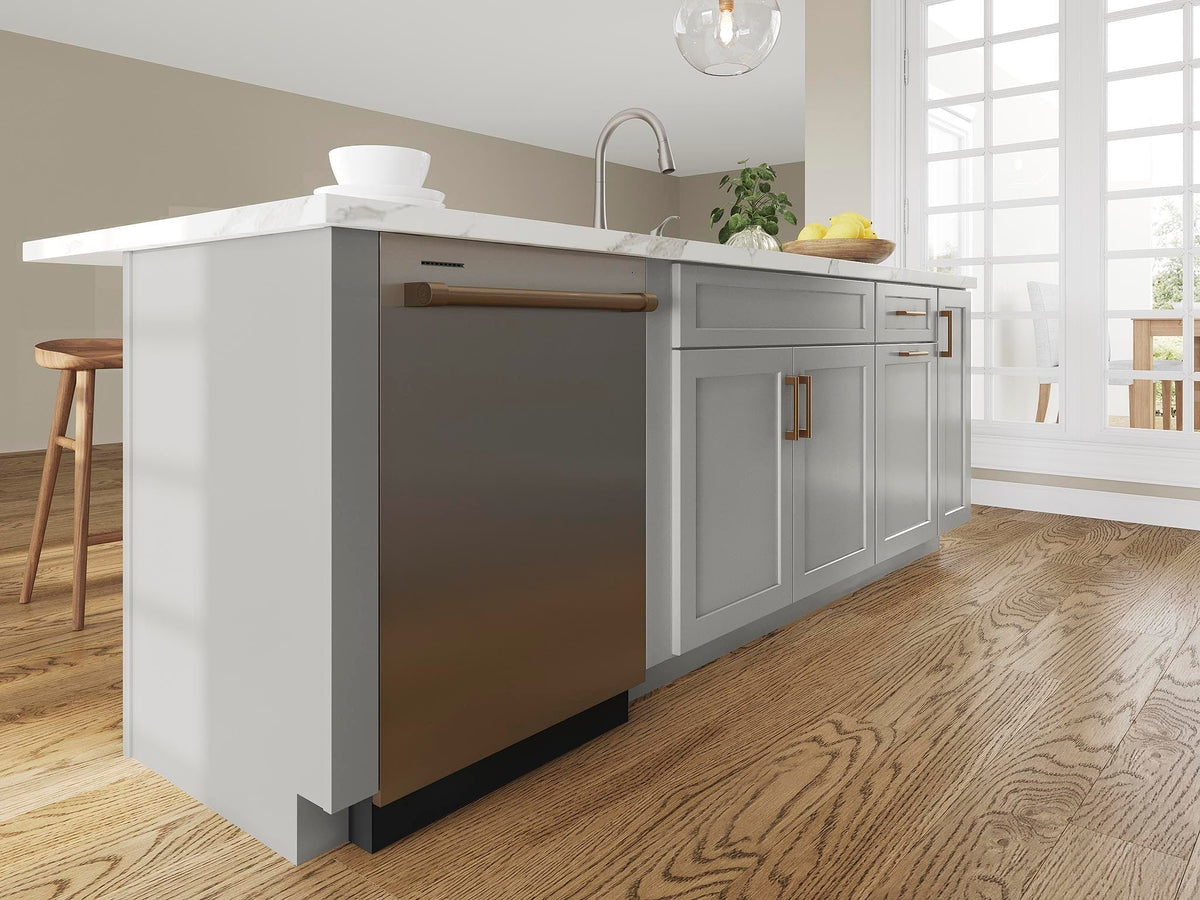 Shenandoah PRO Express Breckenridge 18-in W x 34.5-in H x 24-in D Stone Full Overlay 1-Drawer Base Fully Assembled Plywood Cabinet (Recessed Panel Shaker Style)