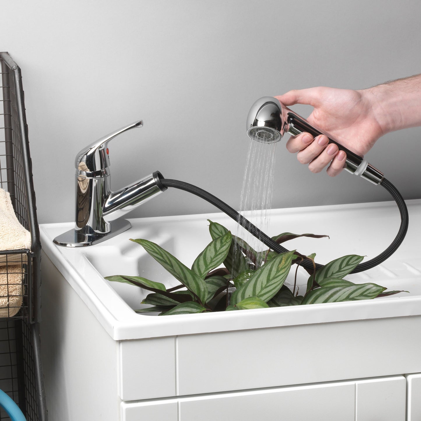 Project Source Chrome 1-Handle Deck-Mount Utility Faucet with Pulldown Sprayer