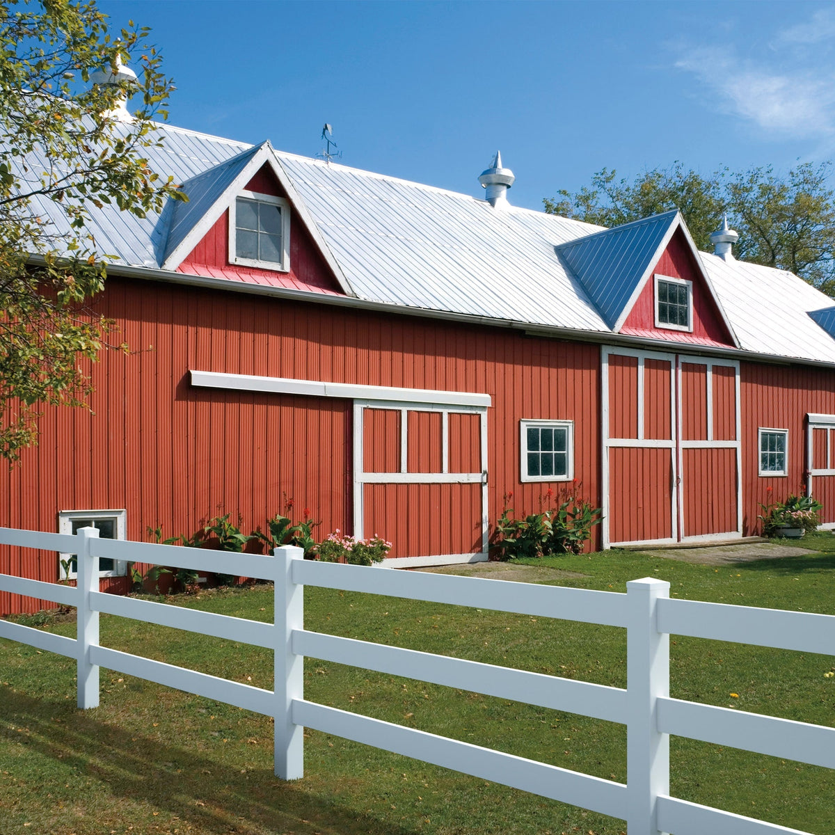 Outdoor Essentials Ranch 3-Rail 7-ft H x 5-in W White Vinyl Line Fence Post (Unassembled)