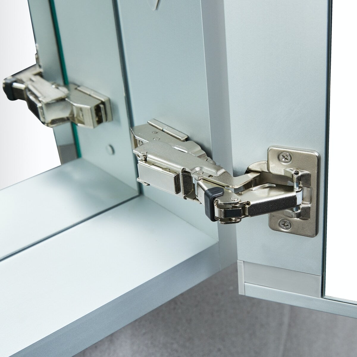 AAZJ KA 15-in x 24-in Surface/Recessed Mount Silver Mirrored Soft Close Medicine Cabinet