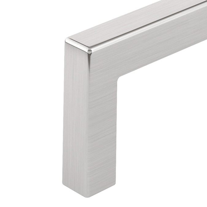 Richelieu Lambton (128mm) Center to Center Rectangular Handle Drawer Pull