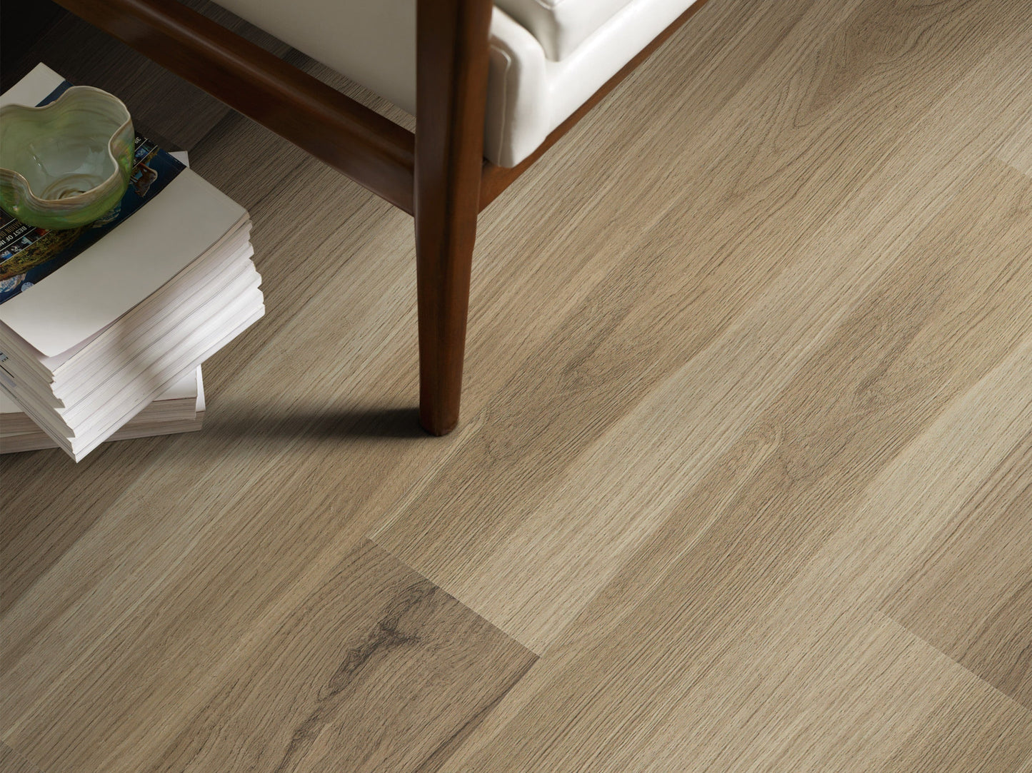 Shaw Floors Shaw Newcastle Chamberlain Oak Brown 12-mil x 7-in W x 48-in L Waterproof Interlocking Luxury Vinyl Plank Flooring (18.67-sq ft/ Carton)