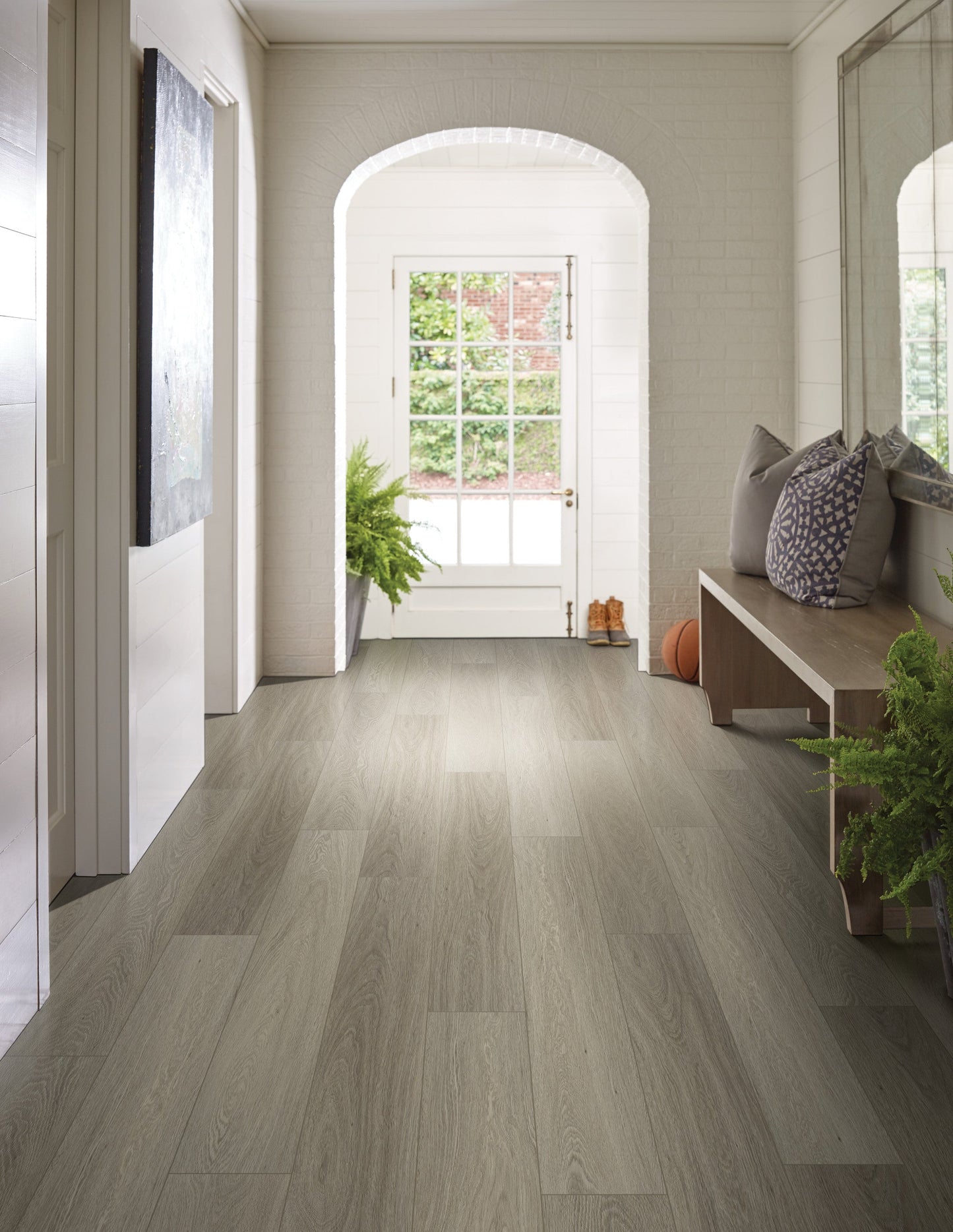 Shaw Brillance Plus President Oak Gray 12-mil x 7-in W x 48-in L Waterproof Interlocking Luxury Vinyl Plank Flooring (23.64-sq ft/ Carton)
