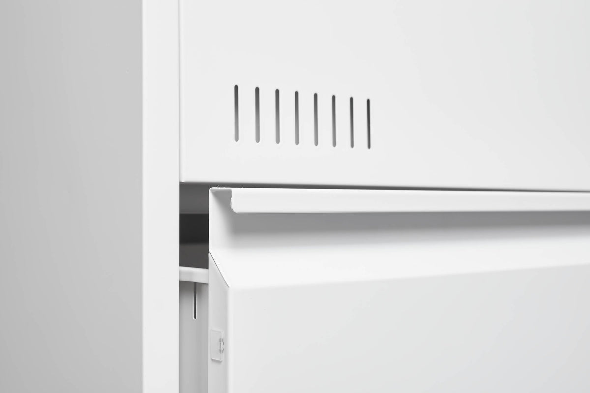 Mondawe White 3-Drawer 23.62-in File Cabinet